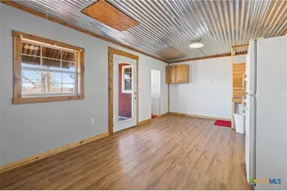 470 Lyon Road, Seguin, TX 78155 - Photo 32