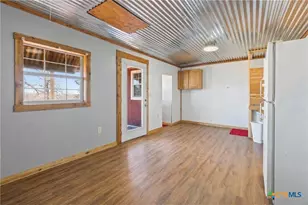 470 Lyon Rd, Seguin, TX 78155 - Photo 32