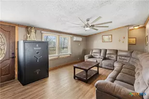 470 Lyon Rd, Seguin, TX 78155 - Photo 22