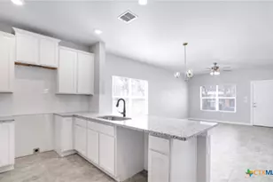 331 Doolittle St, San Antonio, TX 78211 - Photo 10