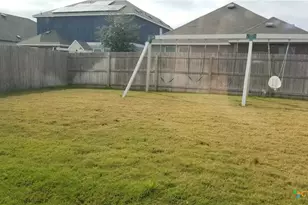 4044 Sun Meadow Ln., Seguin, TX 78155 - Photo 18