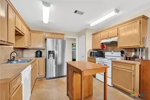 2416 Merle Dr, Copperas Cove, TX 76522 - Photo 4