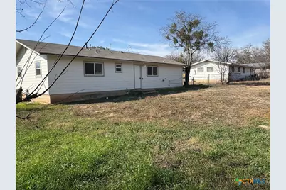 203 Stapp Street, Burnet, TX 78611 - Photo 4