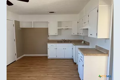 203 Stapp Street, Burnet, TX 78611 - Photo 6