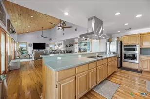 178 Smyth St, Port O'Connor, TX 77982 - Photo 6