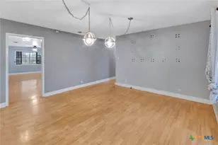 4002 Callis St, Victoria, TX 77901 - Photo 12