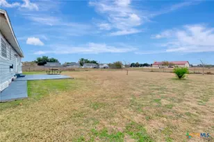 4002 Callis St, Victoria, TX 77901 - Photo 24
