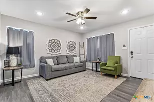 108 W Kathey Rd, Harker Heights, TX 76548 - Photo 8