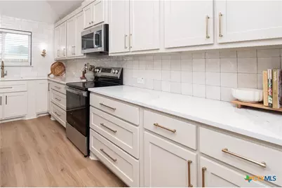 7822 Bridgepointe Drive, Temple, TX 76502 - Photo 6