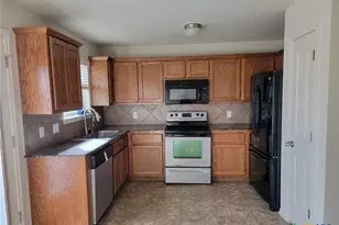 3505 Logsdon St, Copperas Cove, TX 76522 - Photo 2