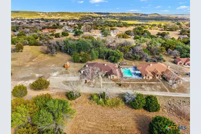 3806 Oakridge Boulevard #B, Harker Heights, TX 76548 - Photo 46