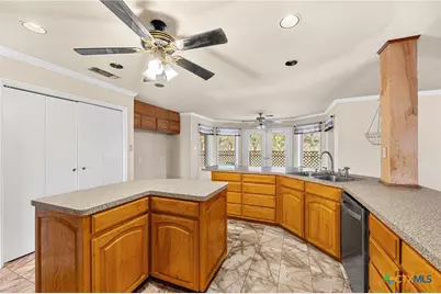 3806 Oakridge Boulevard #B, Harker Heights, TX 76548 - Photo 12