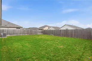 323 Elephants Ear Dr, New Braunfels, TX 78130 - Photo 44