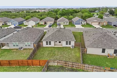 323 Elephants Ear Drive, New Braunfels, TX 78130 - Photo 46