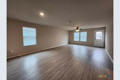 522 Blue Stem Road, New Braunfels, TX 78130 - Photo 4