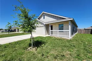 522 Blue Stem Rd, New Braunfels, TX 78130 - Photo 2