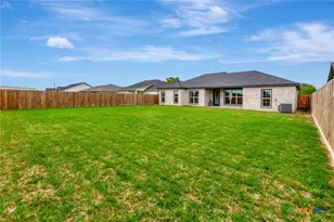 305 Turkey Ln, Victoria, TX 77905 - Photo 30