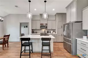 305 Turkey Ln, Victoria, TX 77905 - Photo 6