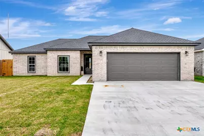 305 Turkey Lane, Victoria, TX 77905 - Photo 1