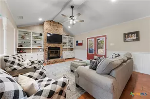 162 High Ridge Dr, Bruceville Eddy, TX 76630 - Photo 6