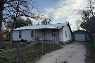 784 Samuels Ave, New Braunfels, TX 78130 - Photo 6