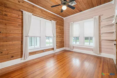 545 Willow Avenue, New Braunfels, TX 78130 - Photo 16