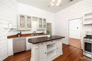 545 Willow Ave, New Braunfels, TX 78130 - Photo 8