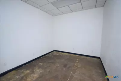 515 N Virginia Street, Port Lavaca, TX 77979 - Photo 10
