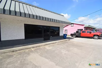 515 N Virginia Street, Port Lavaca, TX 77979 - Photo 6
