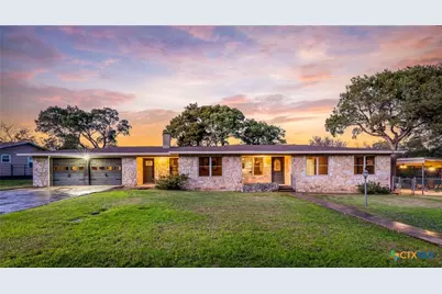 162 New York Avenue, New Braunfels, TX 78130 - Photo 1
