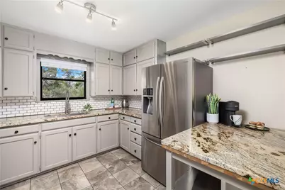 162 New York Avenue, New Braunfels, TX 78130 - Photo 10