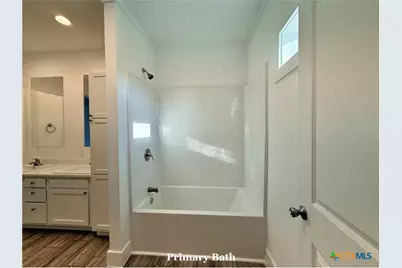 203 Villa Street, Cuero, TX 77954 - Photo 18