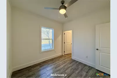 203 Villa Street, Cuero, TX 77954 - Photo 8