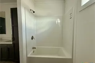 203 Villa St, Cuero, TX 77954 - Photo 18