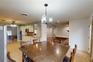 204 W Johnson St, Cuero, TX 77954 - Photo 14