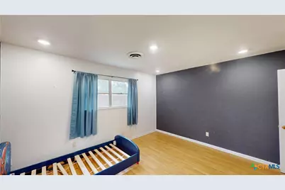 204 W Johnson Street, Cuero, TX 77954 - Photo 34