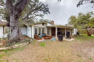 204 W Johnson St, Cuero, TX 77954 - Photo 40