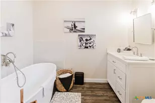 3353 Old Gonzales Rd, Cuero, TX 77954 - Photo 18