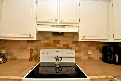 100 Seascape Drive #B, Port Lavaca, TX 77979 - Photo 10