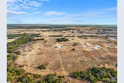 6805 County Road 2001, Lampasas, TX 76550 - Photo 34