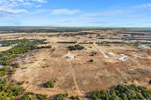 6805 County Rd 2001, Lampasas, TX 76550 - Photo 34