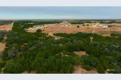 6805 County Road 2001, Lampasas, TX 76550 - Photo 40