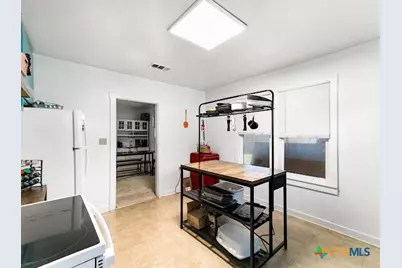 1510 N Avenue, Shiner, TX 77984 - Photo 18