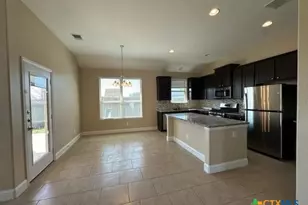 1898 Baron Dr, New Braunfels, TX 78130 - Photo 2