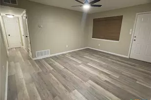 505 S Summer St, Lampasas, TX 76550 - Photo 2