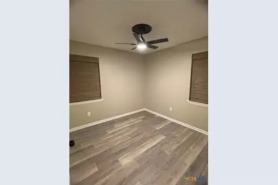 505 S Summer Street, Lampasas, TX 76550 - Photo 6