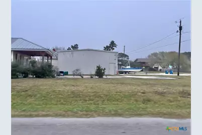 612 Jefferson Avenue, Port O'Connor, TX 77982 - Photo 8