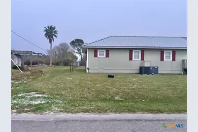 612 Jefferson Avenue, Port O'Connor, TX 77982 - Photo 12