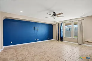 672 Valley Garden, New Braunfels, TX 78130 - Photo 12