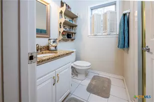 44 River Oak Dr, Seguin, TX 78155 - Photo 28